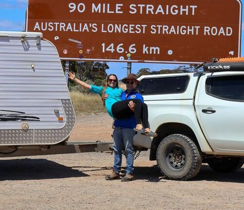Allan and Jess are traveling full-time around Australia
