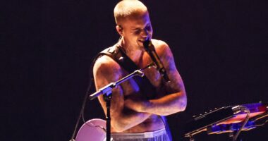 Justin Bieber's bizarre Grammys performance in BOXERS baffles fans