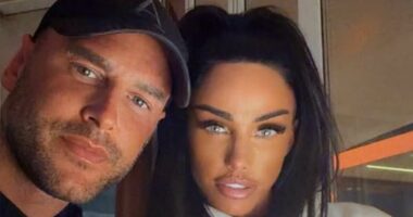 Katie Price defies warnings and plans to 'marry Lee Andrews again'