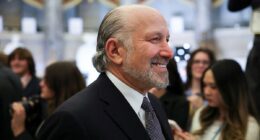 Knives out for Epstein-linked Howard Lutnick amid shouting fits and gag orders