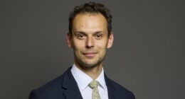 Labour minister at centre of journalist smear scandal resigns