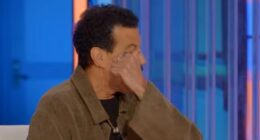 Lionel Richie cries when he hears American Idol contestant's father is in ICU awaiting transplant