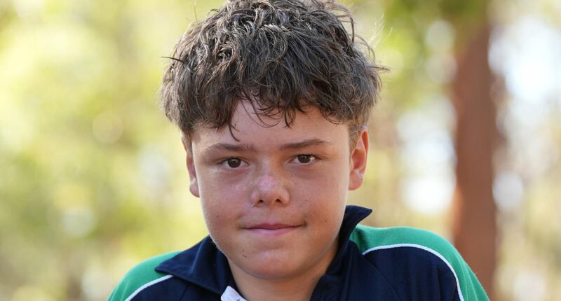 Listen to the triple-zero call teen made after being stranded at sea