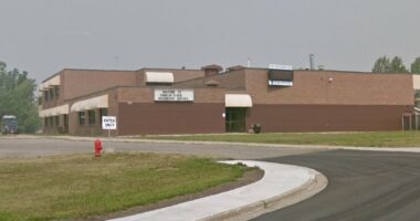 Mass shooter 'in a dress' kills 10, injures dozens in Canada school