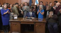 Mayor Brandon Johnson signs executive order, directs Chicago police to investigate alleged illegal activity by ICE, federal agents
