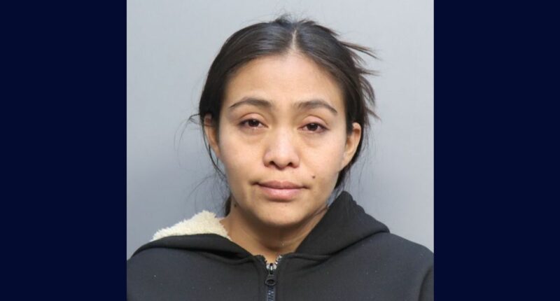 Mom arrested after 8-year-old daughter shows up to therapy session with black eye