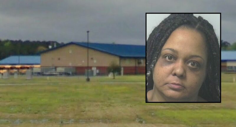 Mother kicks pregnant school resource officer in stomach after she wouldn't let her see her child at her elementary school: Sheriff's office