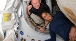 NASA exposes failures that stranded astronauts in space for 9 months
