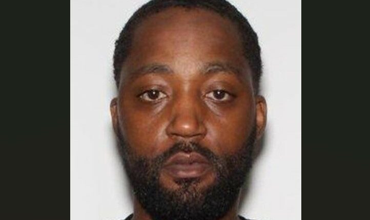 NYPD releases photo of gunman wanted in deadly Brooklyn lounge shoot-out