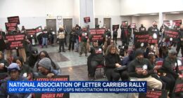 National Association of Letter Carriers day of action on Chicago's South Side ahead of US Postal Service contract negotiations