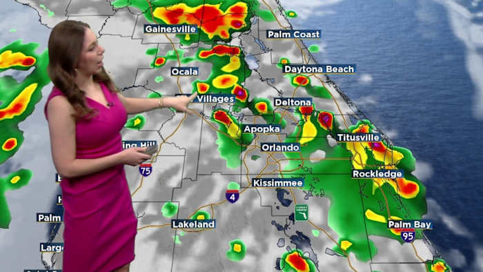 Nice start to weekend in Central Florida. When does rain arrive?