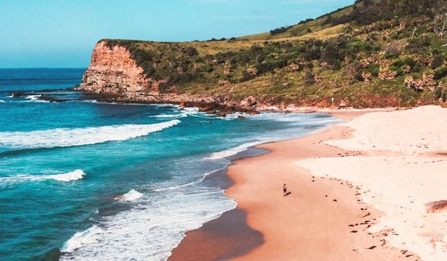 Now That Is Super: Australian Boy Swims 4 Hours to Save His Family, Says It Was 'God the Whole Time'