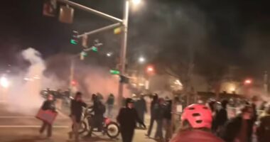 Oregon city protests turn into violent riots as Trump vows response