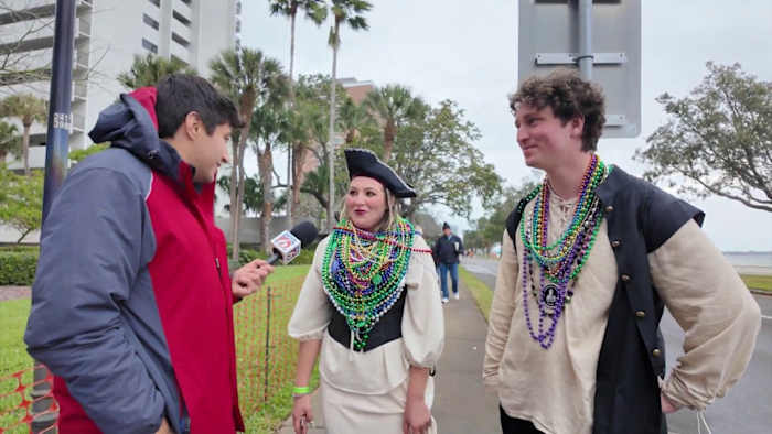Pirates at Gasparilla battle fiercest foe: the wind