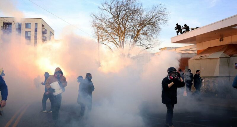 Portland mayor tells all ICE agents to RESIGN