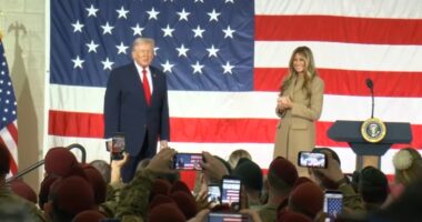 President Donald Trump, first lady Melania Trump honor Special Forces at Fort Bragg Friday for capture of Nicolás Maduro