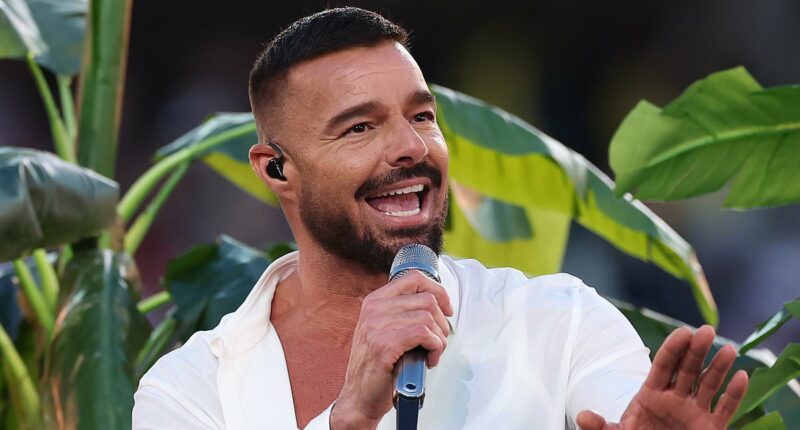 Ricky Martin's youthful appearance leaves Super Bowl viewers perplexed