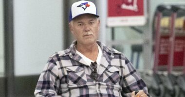 Scientists discover two key lifestyle habits that lower the risk of devastating disease that killed Eric Dane