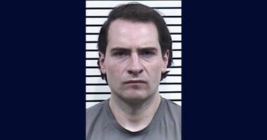 Single dad says he took 1-month-old son out of bath and poured pitcher of scalding hot water on him because he was cold after 'air-drying' didn't work: Cops