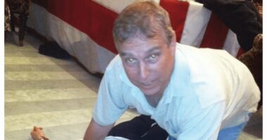 Starmer calls for Andrew to testify before US Congress