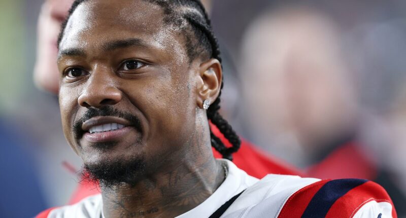 Stefon Diggs' Super Bowl debut disaster: Cardi B's boyfriend shut down