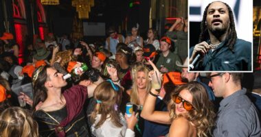 Struggling Trump singles stage high-voltage hip-hop bash after being swiped LEFT by woke Washington