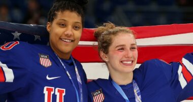 Team USA women's hockey stars turn down White House invite amid controversy over Trump's call with the men