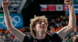 Teenager wins Olympic gold in speedskating's longest distance
