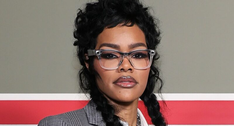 Teyana Taylor coordinates with daughters at GQ's pre-Super Bowl event