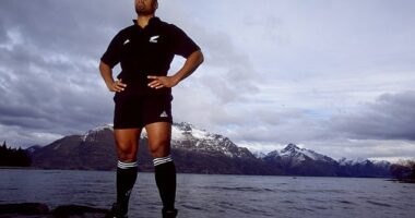 Jonah Lomu was an imposing figure and an incredible athlete for the All Blacks