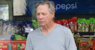 This '80s actor starred with Tom Cruise, can you guess who he is?