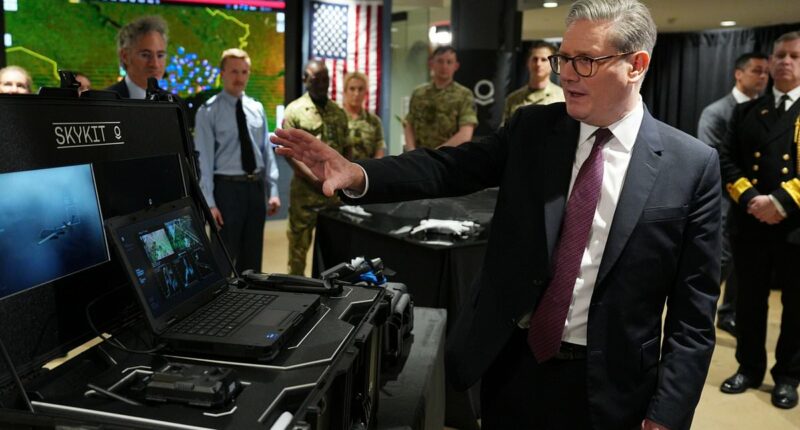 Tories demand probe into PM's meeting with Palantir