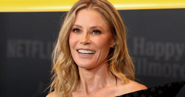 Tragic Details About Modern Family Star Julie Bowen