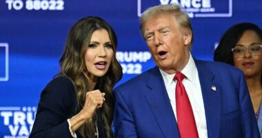 Trump rips into GOP senators calling for Kristi Noem ouster