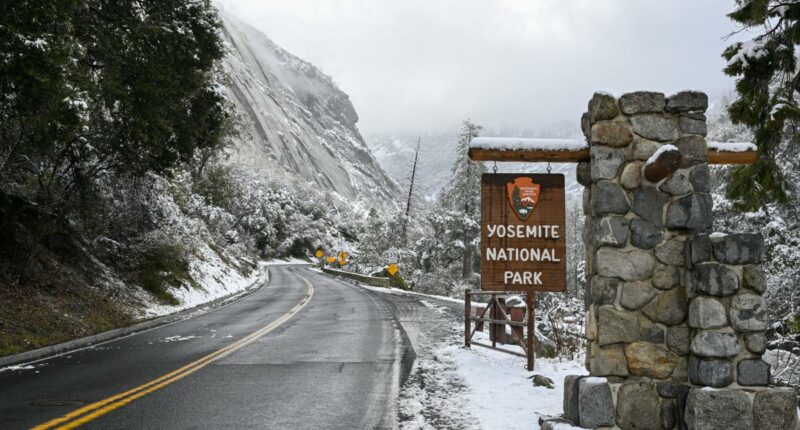 Yosemite National Park closed due to heavy snowfall, avalanche concerns