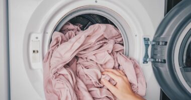 'Best' temperature to wash your bed sheets if you want them clean and free of germs