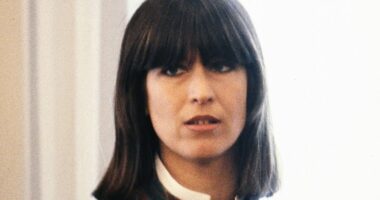 'I did it for you, Anna': Mother shoots her daughter's murderer in court