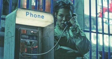 'One Battle After Another' wins at PGA Awards, setting up awards-season sweep