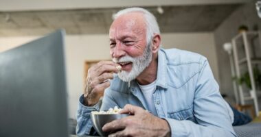 'Surprise' snack may lower heart disease risk as '90 percent' of Brits not eating enough