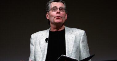 5 Essential Stephen King Books Everyone Should Read At Least Once
