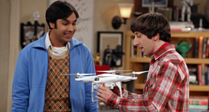 70 Times The Big Bang Theory Stars Simon Helberg & Kunal Nayyar Broke Other Actors On Set