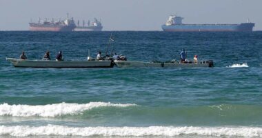 A boost for Moscow in the shadow of Iran war: US allows India to buy Russian oil for a month