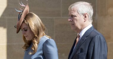 Andrew Mountbatten-Windsor and Princess Beatrice scolded late Queen on her 93rd birthday, lip reader claims - and William was not impressed 