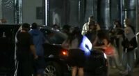 Anti-ICE agitator tries to block SUV at DTLA federal building