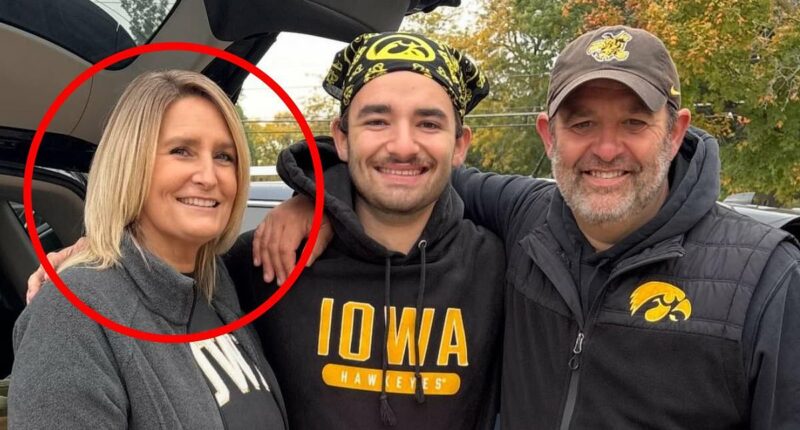 Apple pie life of mother accused of cold case MURDER of realtor