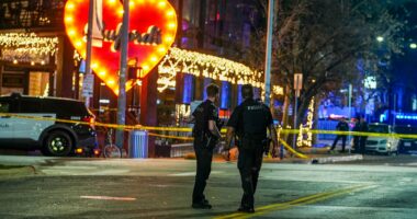 Austin police kill armed gunman after 3 die, 14 wounded in bar shooting