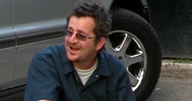 Banksy wed for just $100 in a tacky Las Vegas chapel and is now a gent