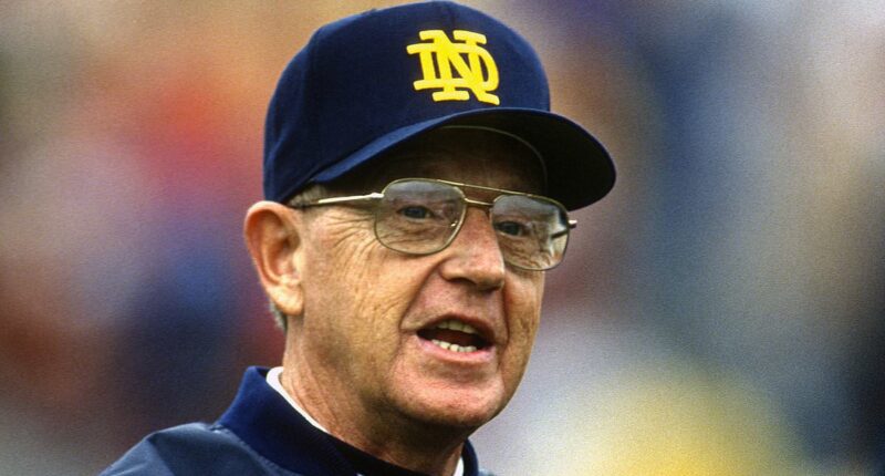 Beloved college football coach Lou Holtz dead at 89