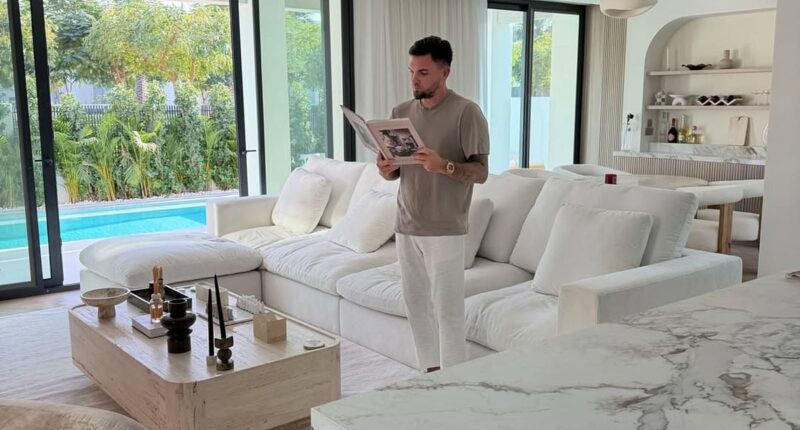 British influencer left with 'unsellable' Dubai