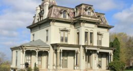 Builder brothers reveal how they transformed crumbling mansion